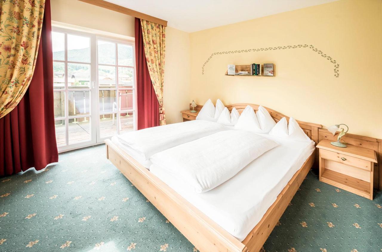 Hotel Garni Haus Sonnleitn - Adults Only Fuschl am See Exterior foto
