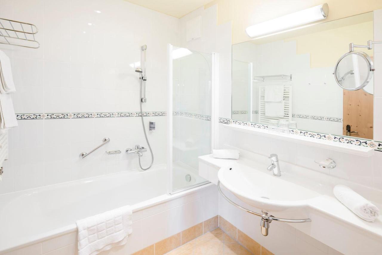 Hotel Garni Haus Sonnleitn - Adults Only Fuschl am See Exterior foto